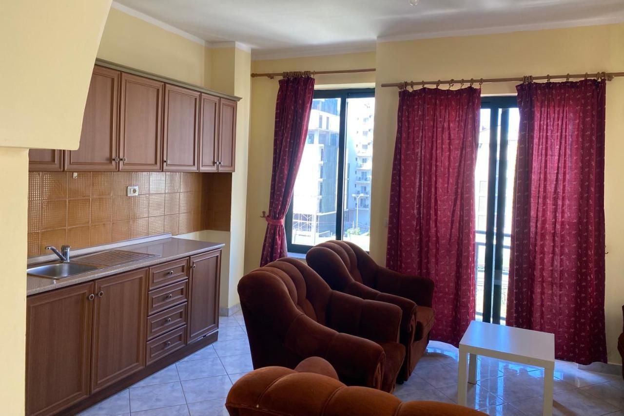 Sanremo Hotel Restorant Shkallnur Экстерьер фото