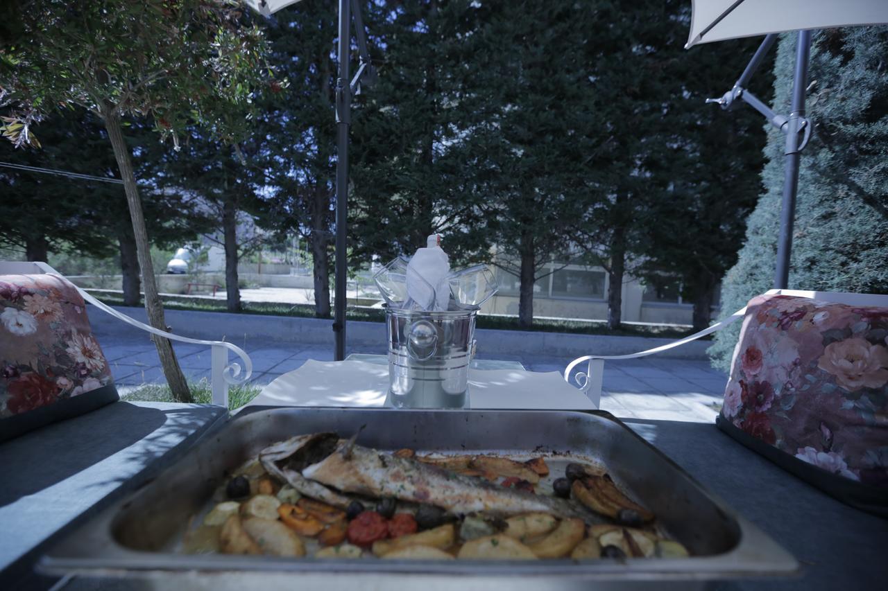 Sanremo Hotel Restorant Shkallnur Экстерьер фото